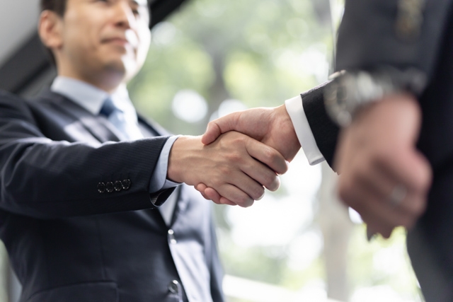 半沢AIオンライン事務所は、経営コンサルティング事業を展開